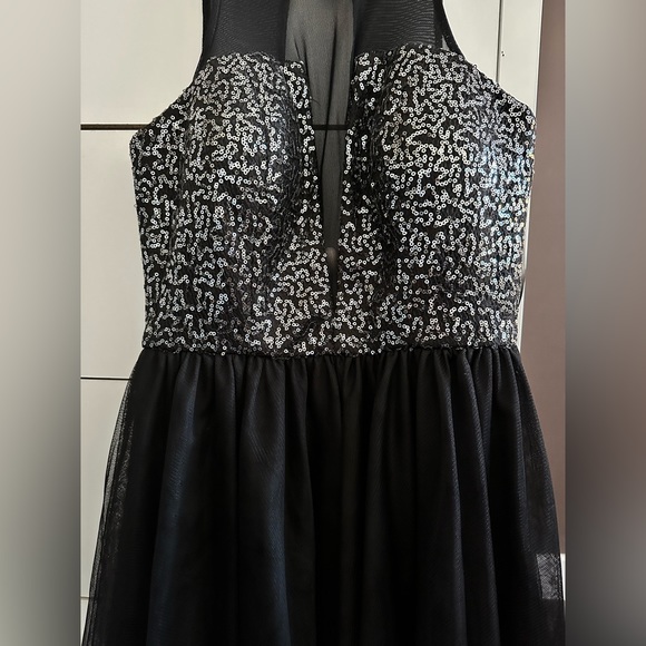 NWT Blondie Nites Black Sleeveless Dress - Picture 5 of 5